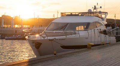 Boat-Brands-thumbnail-400x220 Yacht in marina